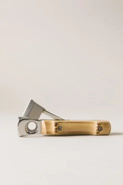 Bamboo root Cigar V cutter