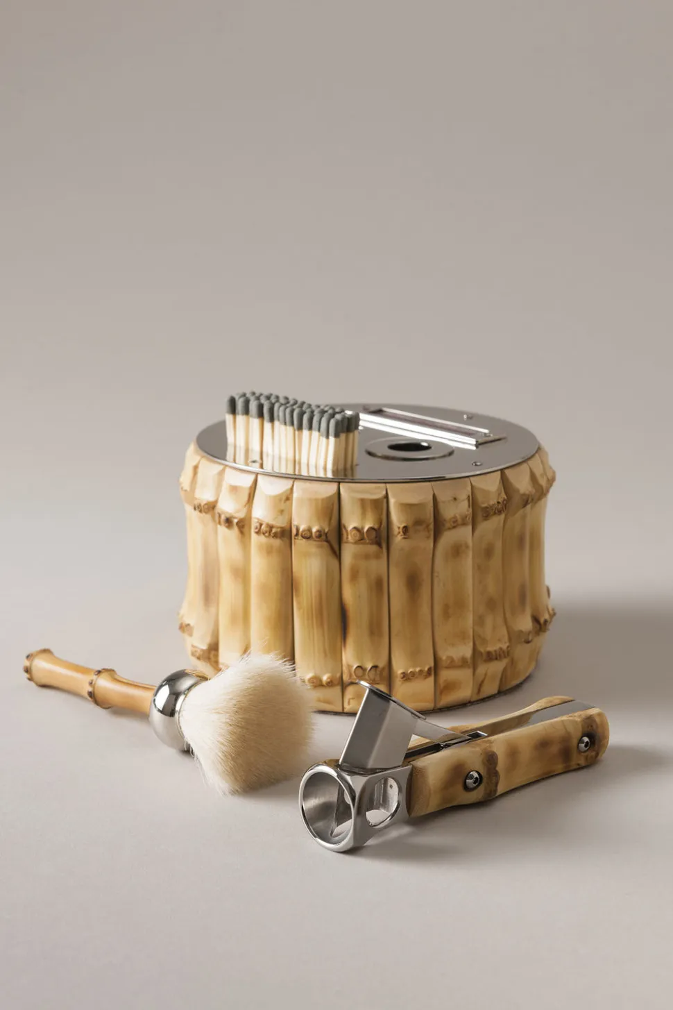 Bamboo root Cylindrical cigar set with V cutter