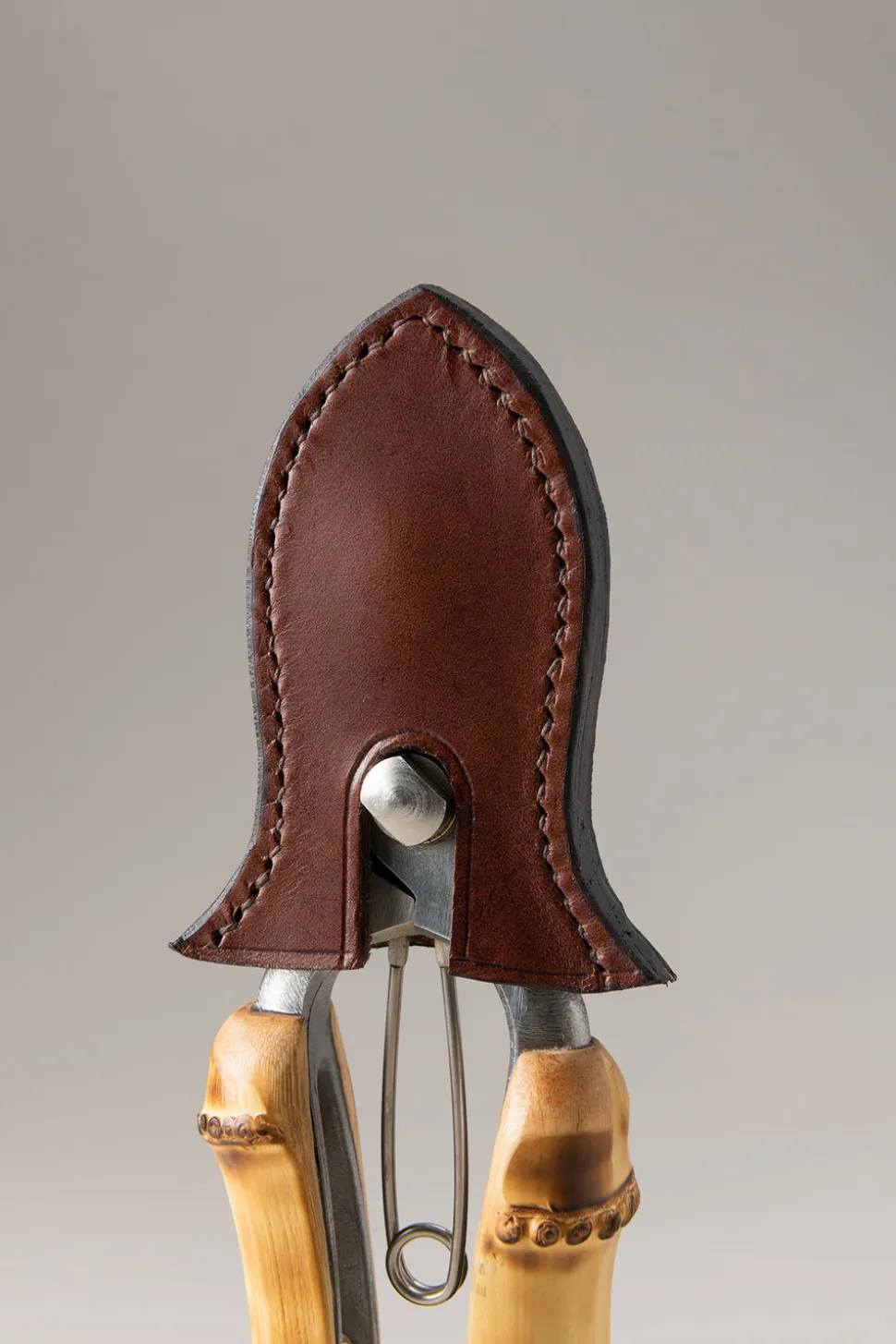 Bamboo root Garden secateur