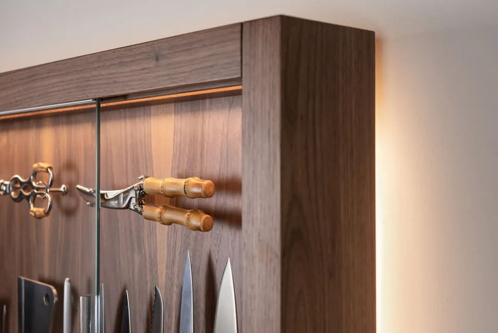 Bamboo root Large cabinet wall-mounted knives set