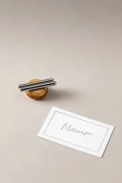 Bamboo root Place card holder