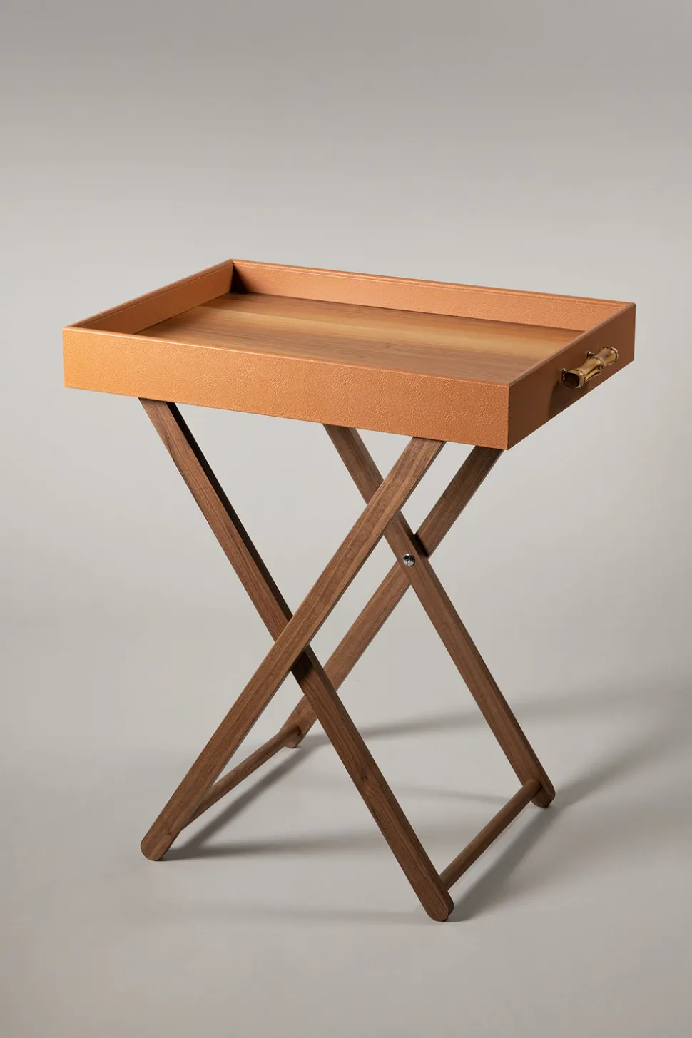 Bamboo root Pliant with tray