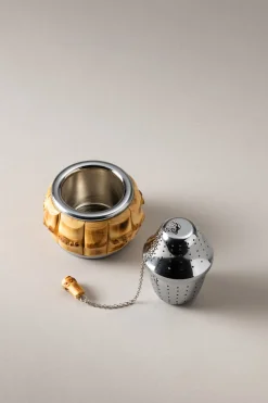 Bamboo root Tea infuser with resting plate