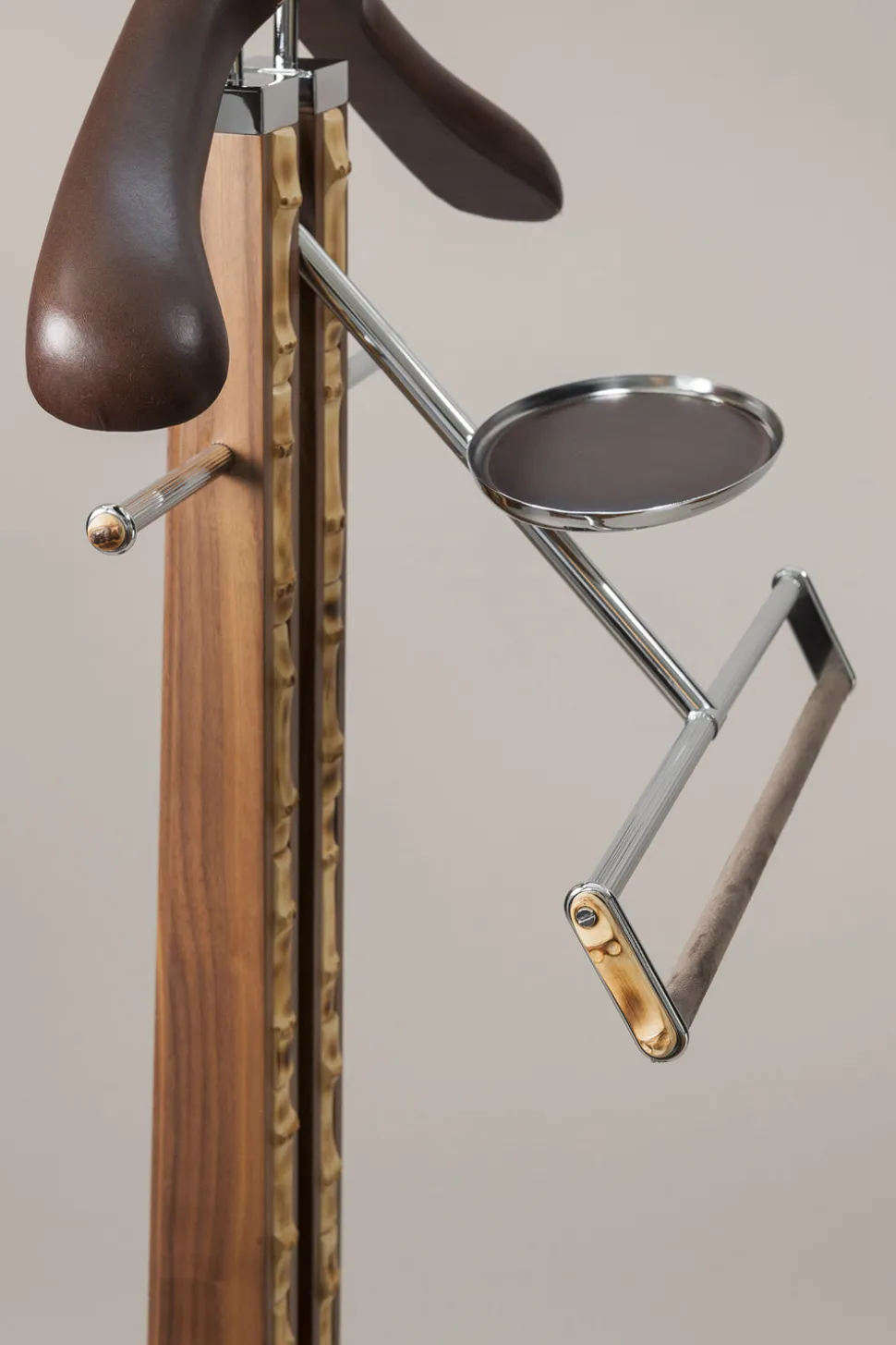 Bamboo root Wardrobe valet