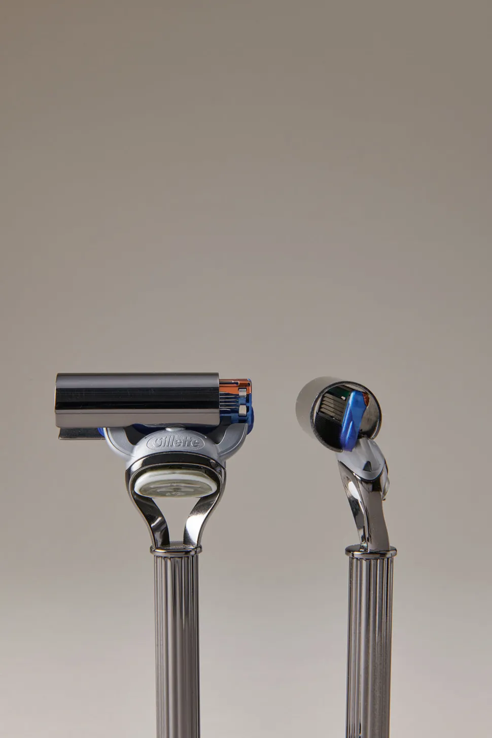 Black nikel Travelling shaving set
