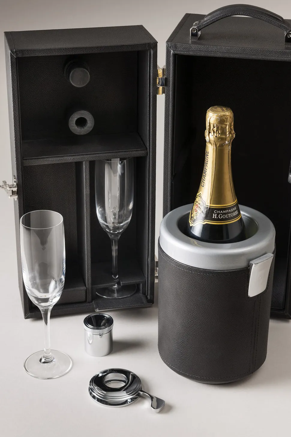 Calfskin Champagne travelling box