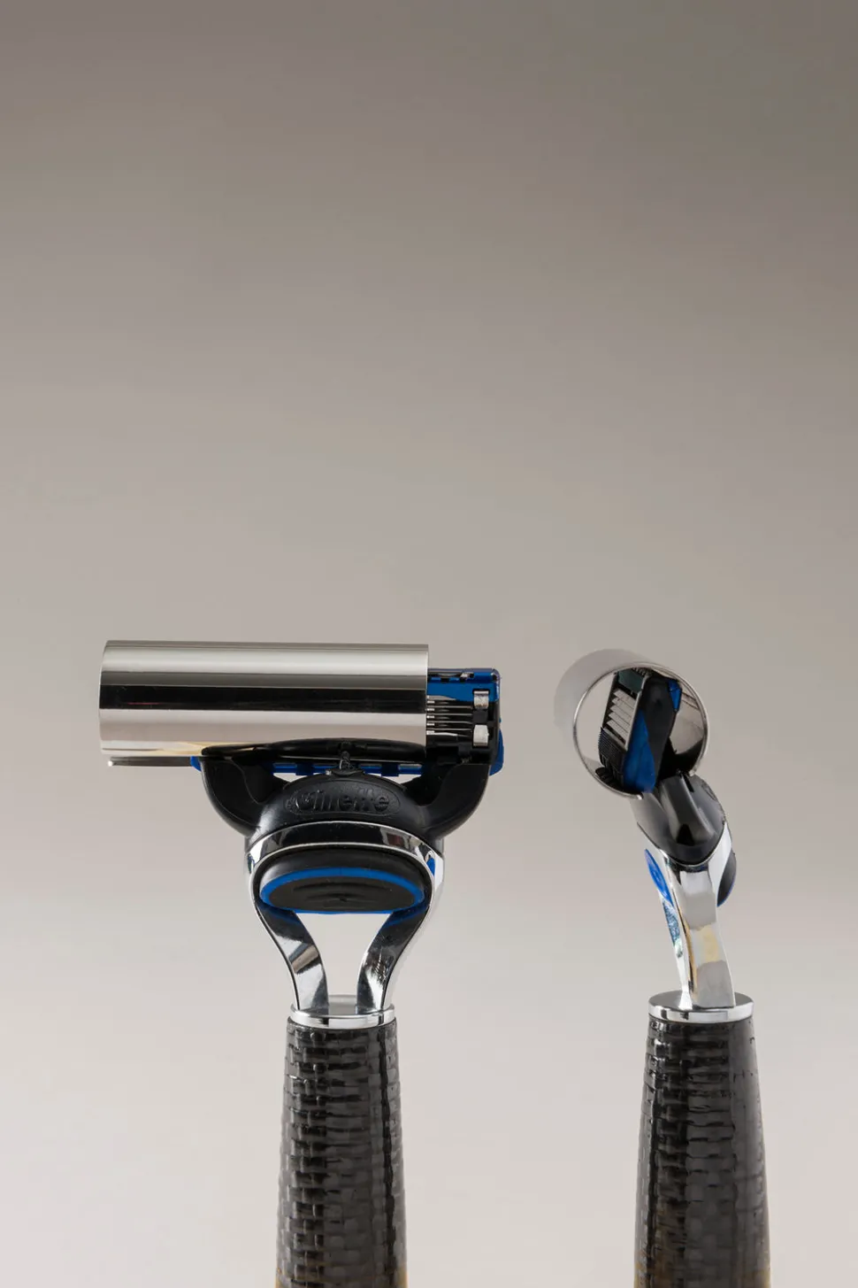 Carbon fiber Shaving set with glass dome