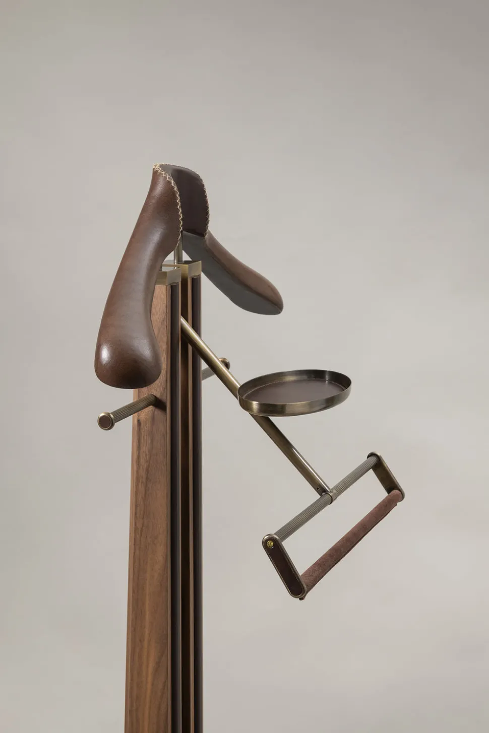 Cowhide Wardrobe Valet (ottone)