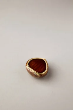 Enamel Chestnut pill box