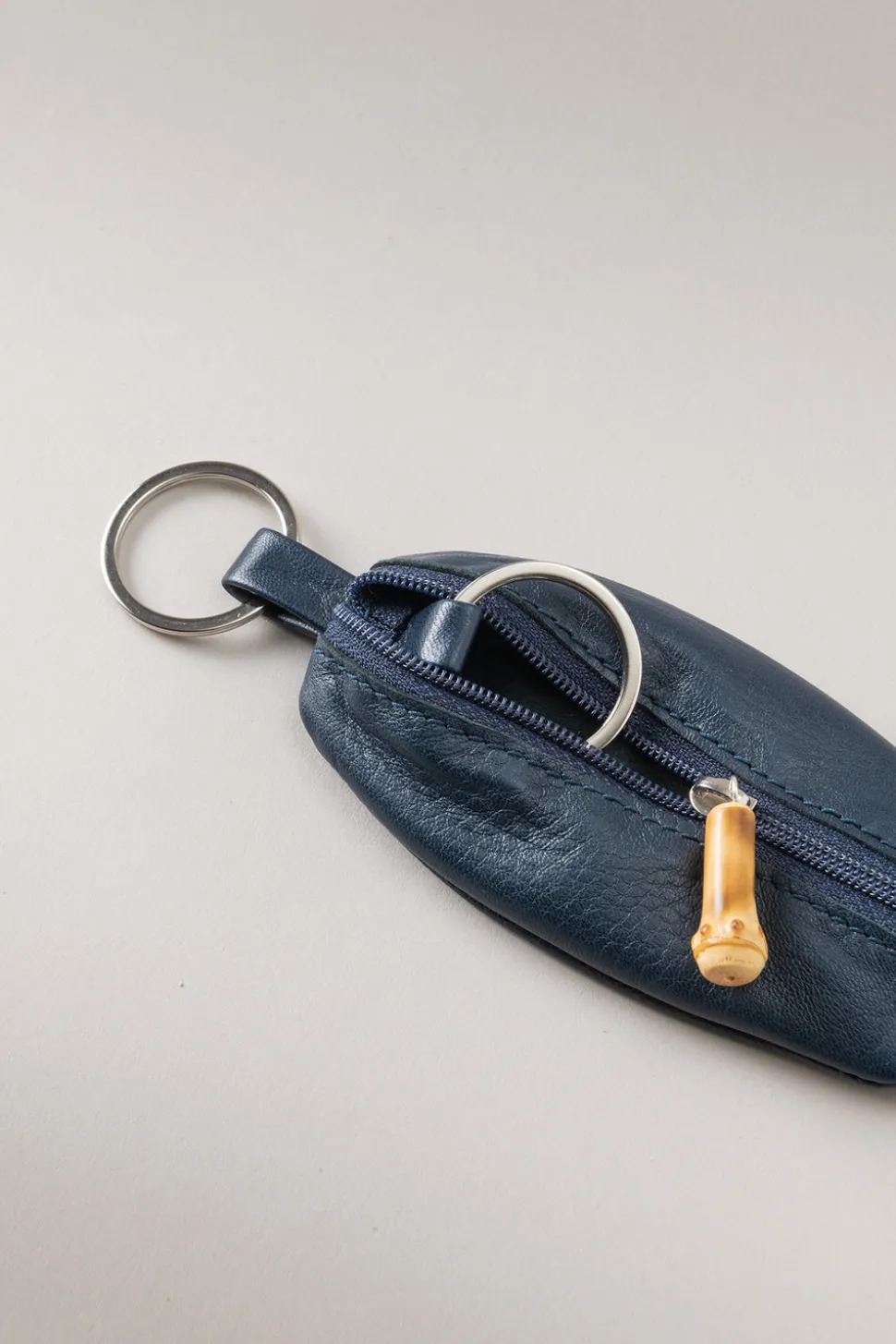 Lambskin Oval leather key-chain