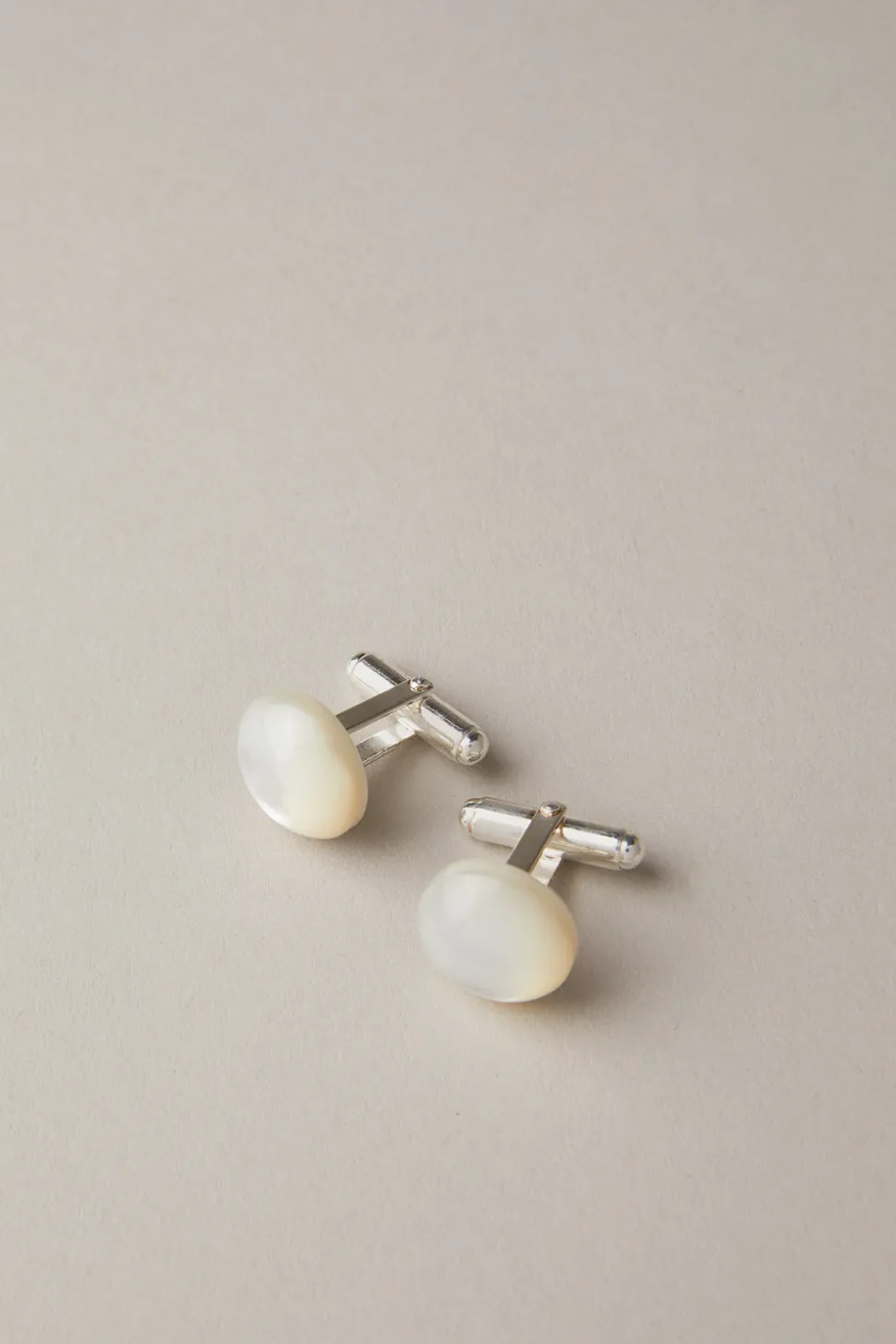 Mother of pearl Cuff-links