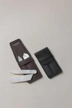 Mother of pearl Double collar stays set