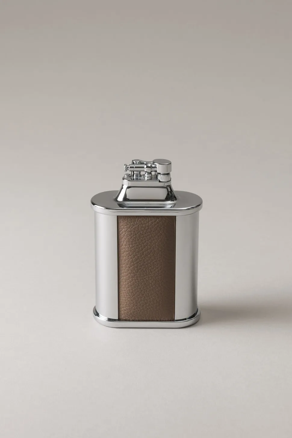 Nautical leather Oval shaped flint desk lighter