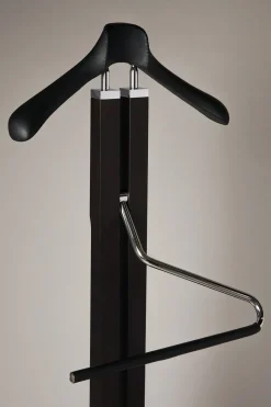 Nautical leather Wardrobe valet plain shoulders