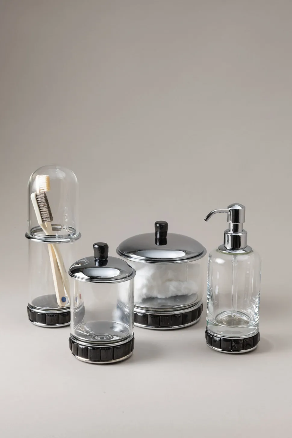 Oryx Glass cotton jar with natural material base
