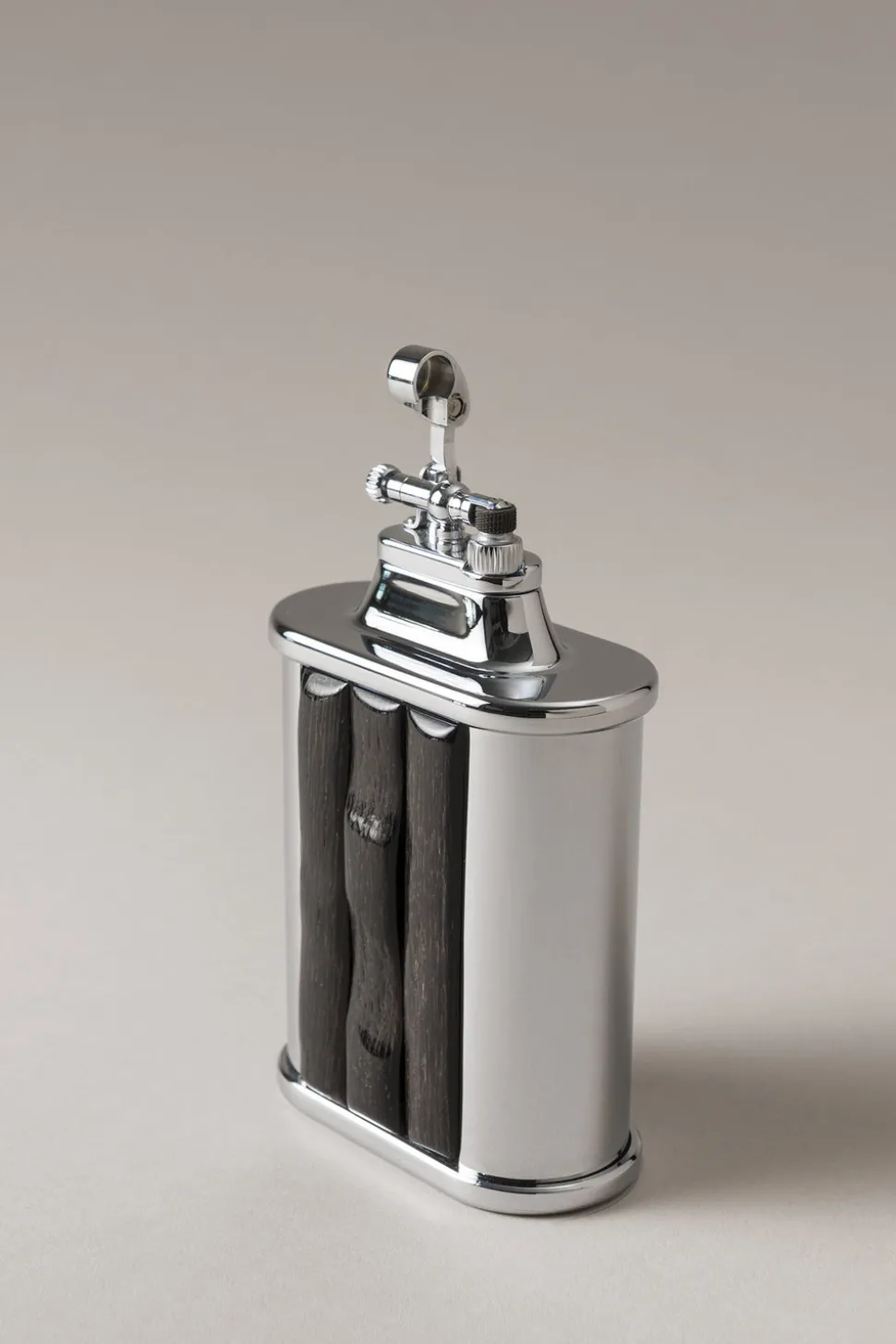 Oryx Oval shaped flint desk lighter