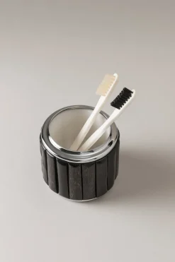 Oryx Toilet toothbrush pot