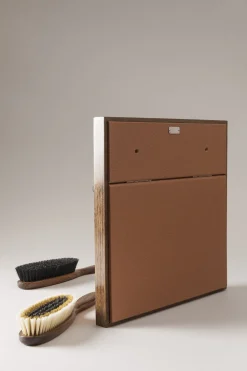 Pigskin Double brush rest with 4 brushes