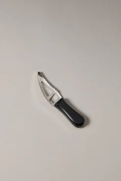 Polyoxymethylene Scaler knife