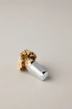 Roe deer antler conical bottle cap