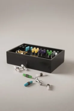 Saffiano style leather Variable weekly cuff-links set