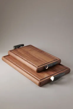 Springbok Cutting board with handles