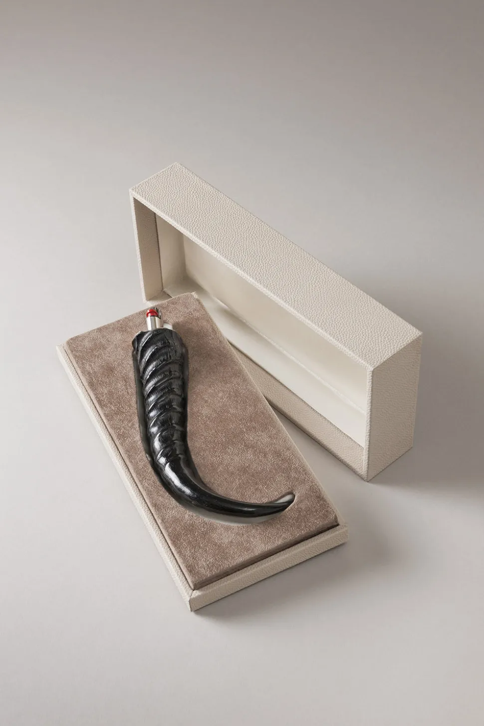 Springbok Desk cigarette lighter