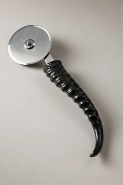 Springbok Pizza cutter