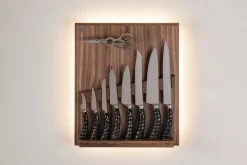 Springbok Small wall-mounted knives set