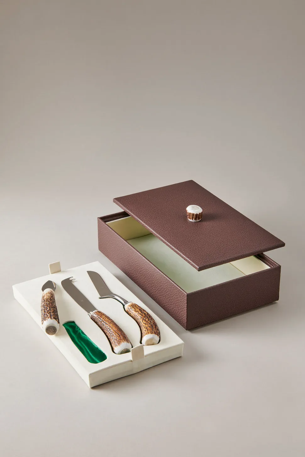 Stag antler Cheese knife set deluxe case