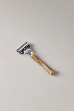 Stag antler Fusion razor in stag horn