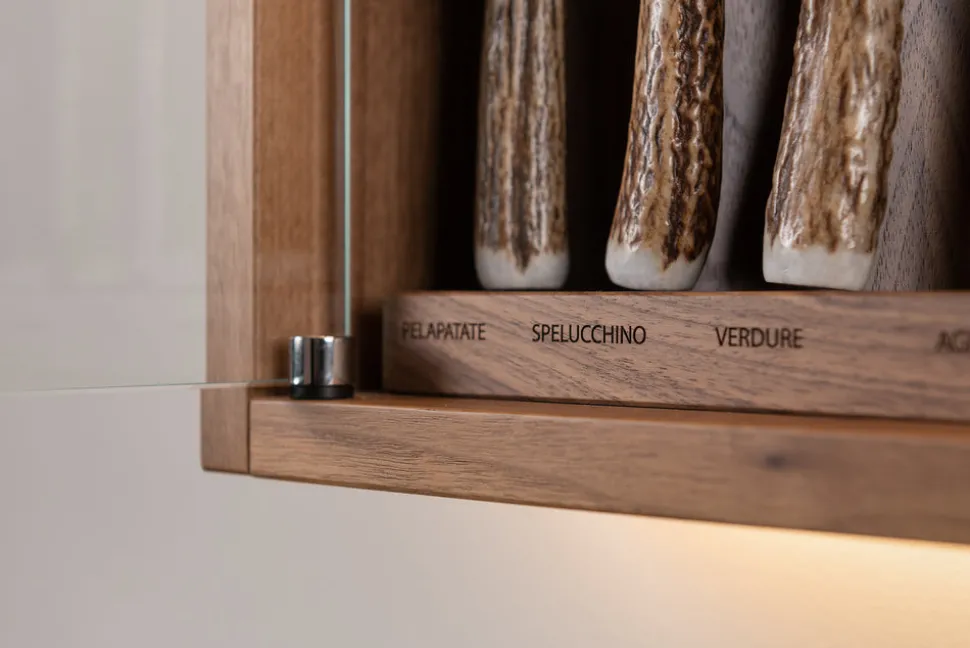 Stag antler Medium cabinet wall-mounted knives set
