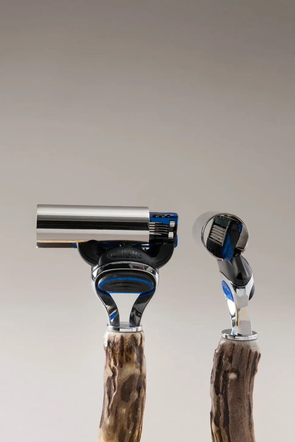 Stag antler Shaving set with glass dome