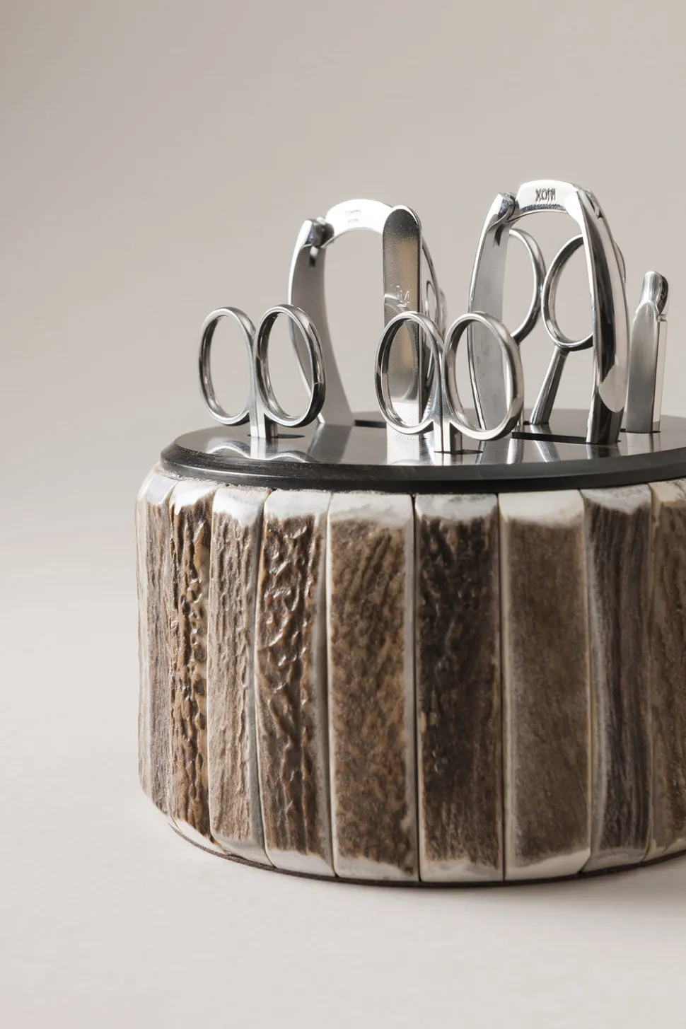 Stag antler Toilet manicure set