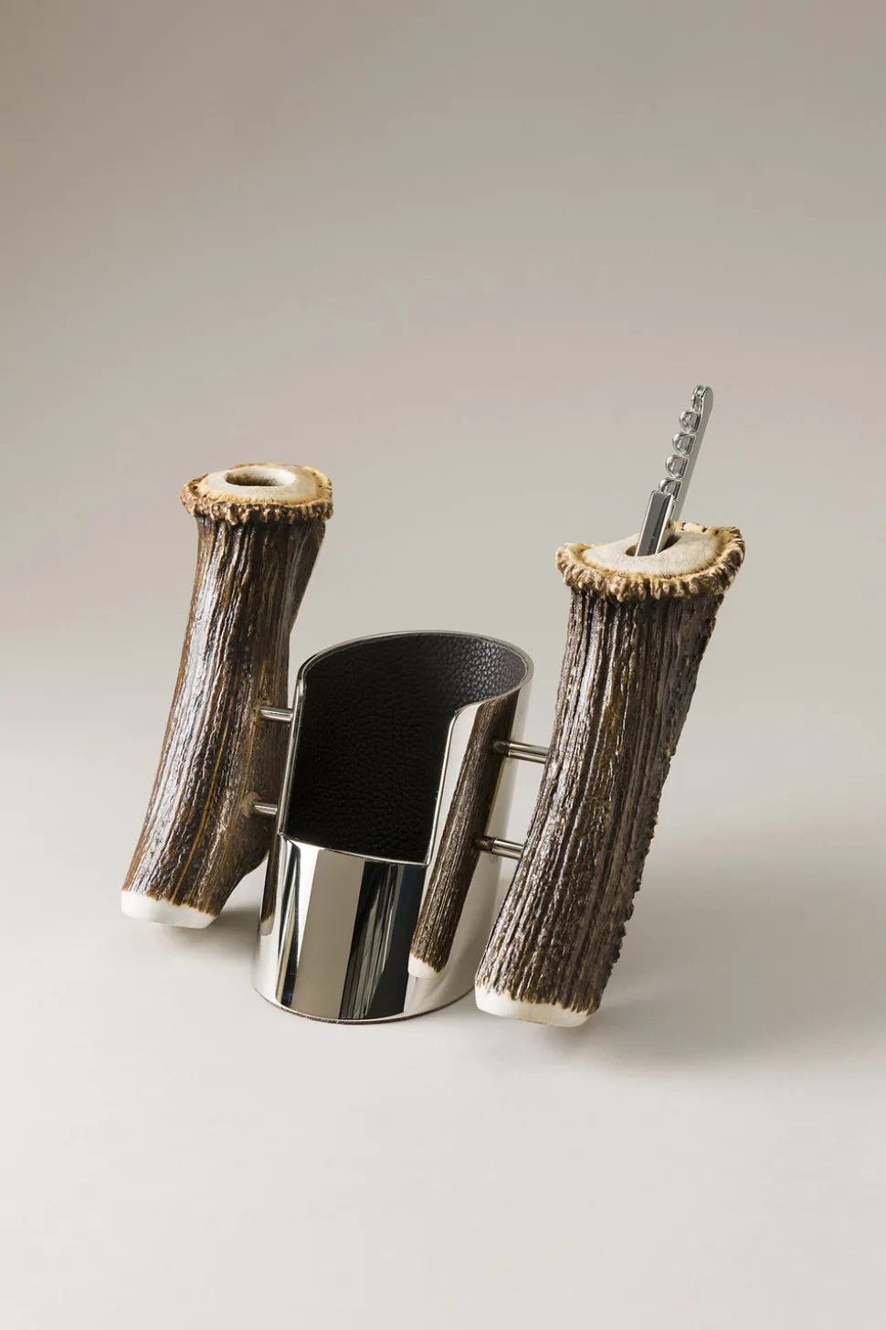 Stag antler Wine bottle rest with handles