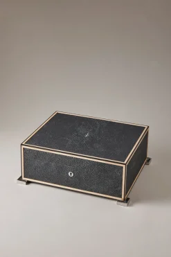 Stingray skin Medium cigar humidor box