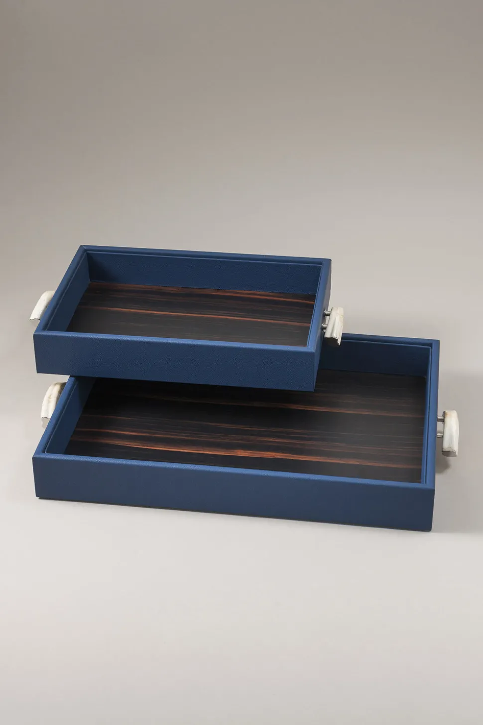 Warthog Living tray