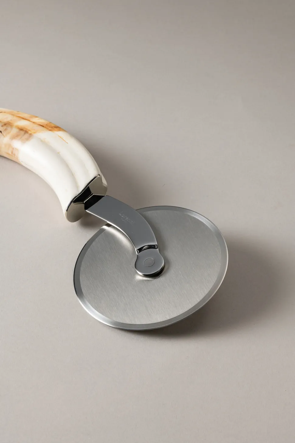 Warthog Pizza cutter