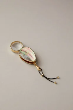 White mother of pearl Pocket magnifying glass