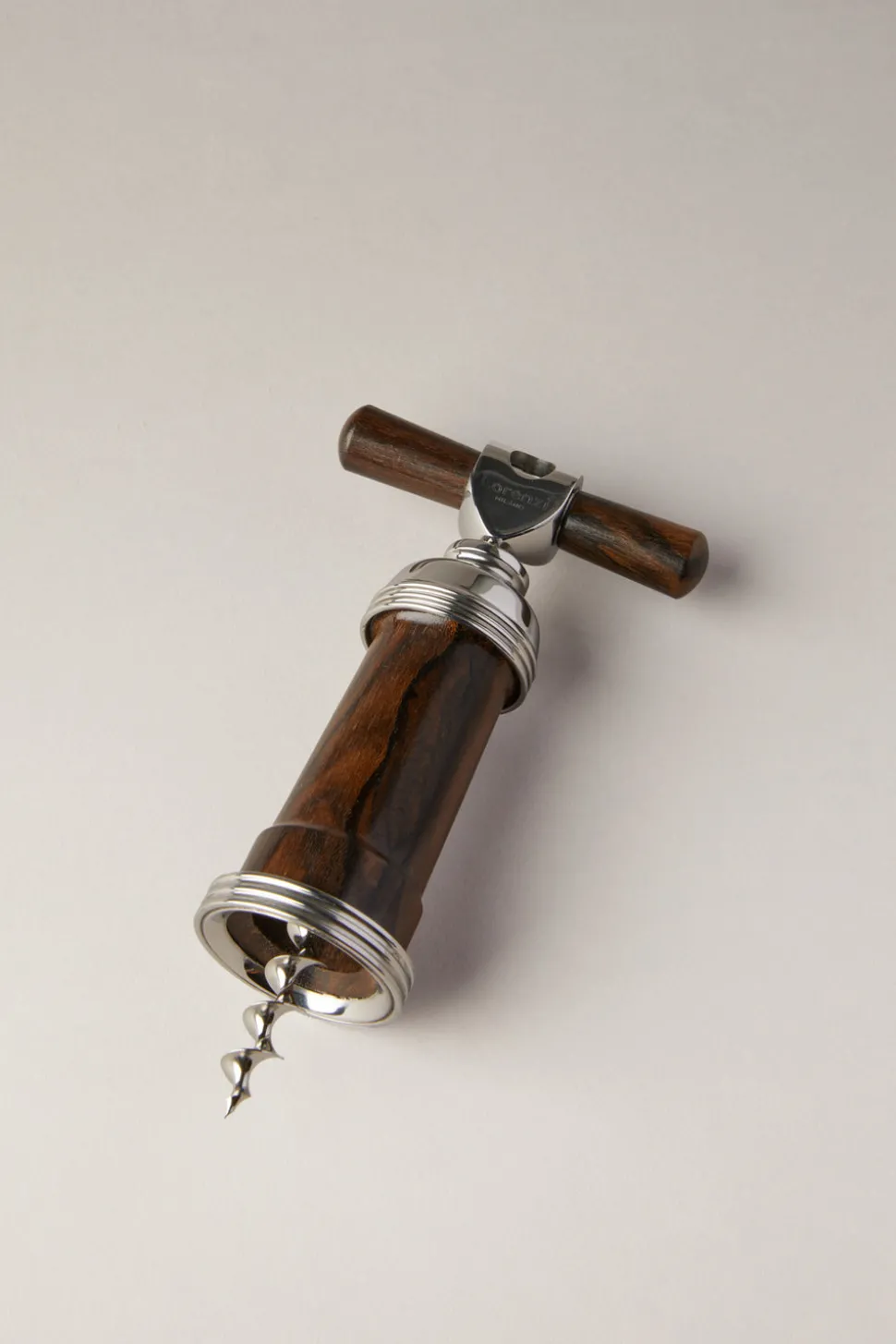 Wood mechanical corkscrew
