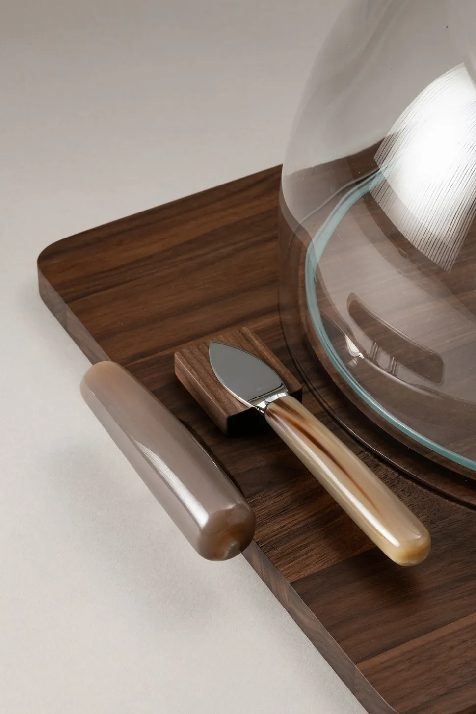 Zebu Cheese serving board with glassdome
