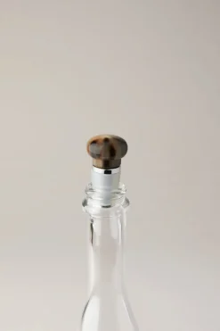 Zebu conical bottle cap