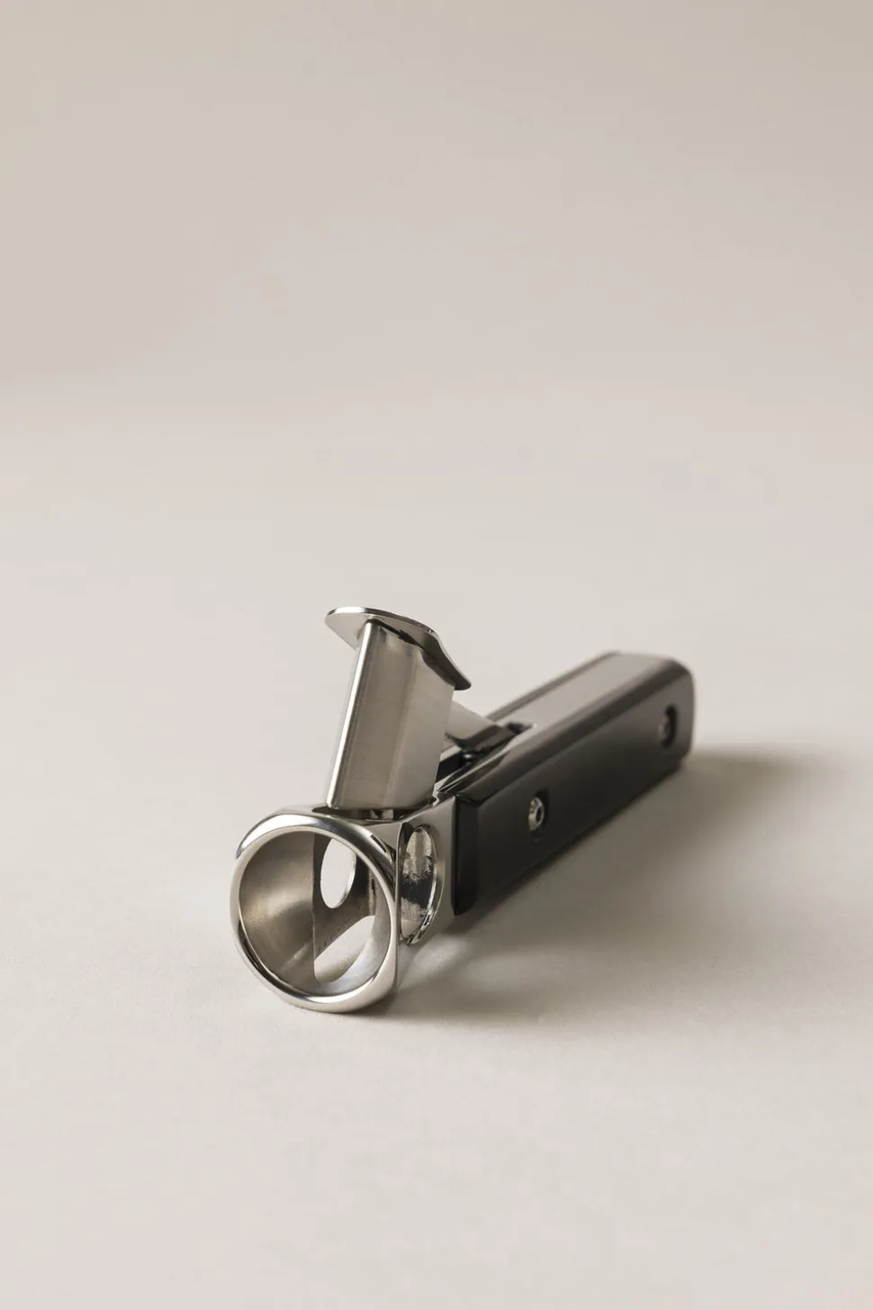 Zebu Cylindrical cigar set with V cutter