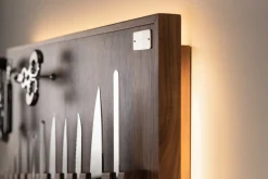 Zebu Medium wall-mounted knives set