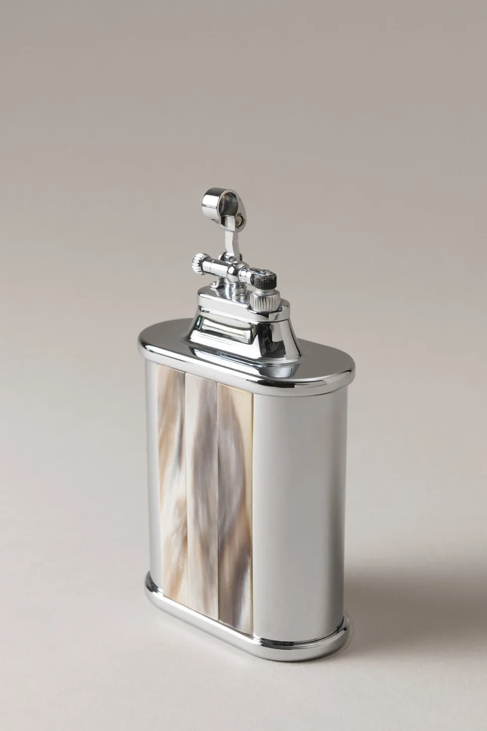 Zebu Oval shaped flint desk lighter