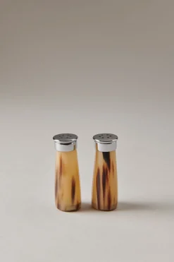Zebu Salt and pepper sprinkle set